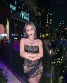Sonya, Noir