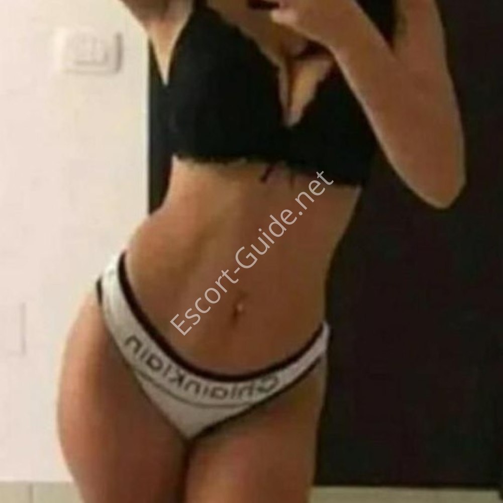 Carla, Morena