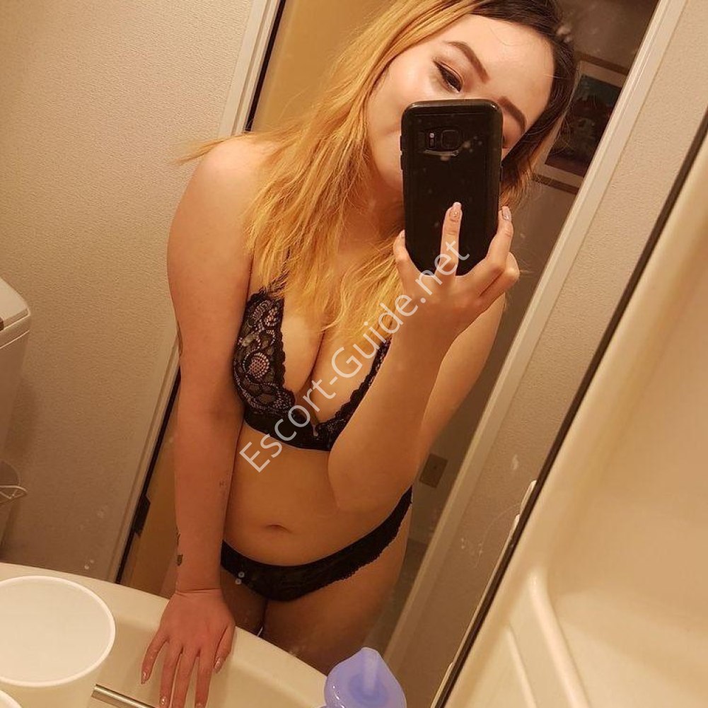 Vivi, Black