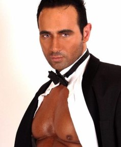 Nick Mazzaro, Brünette