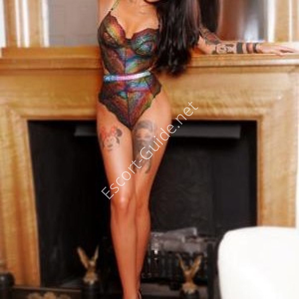 Star, Brunette