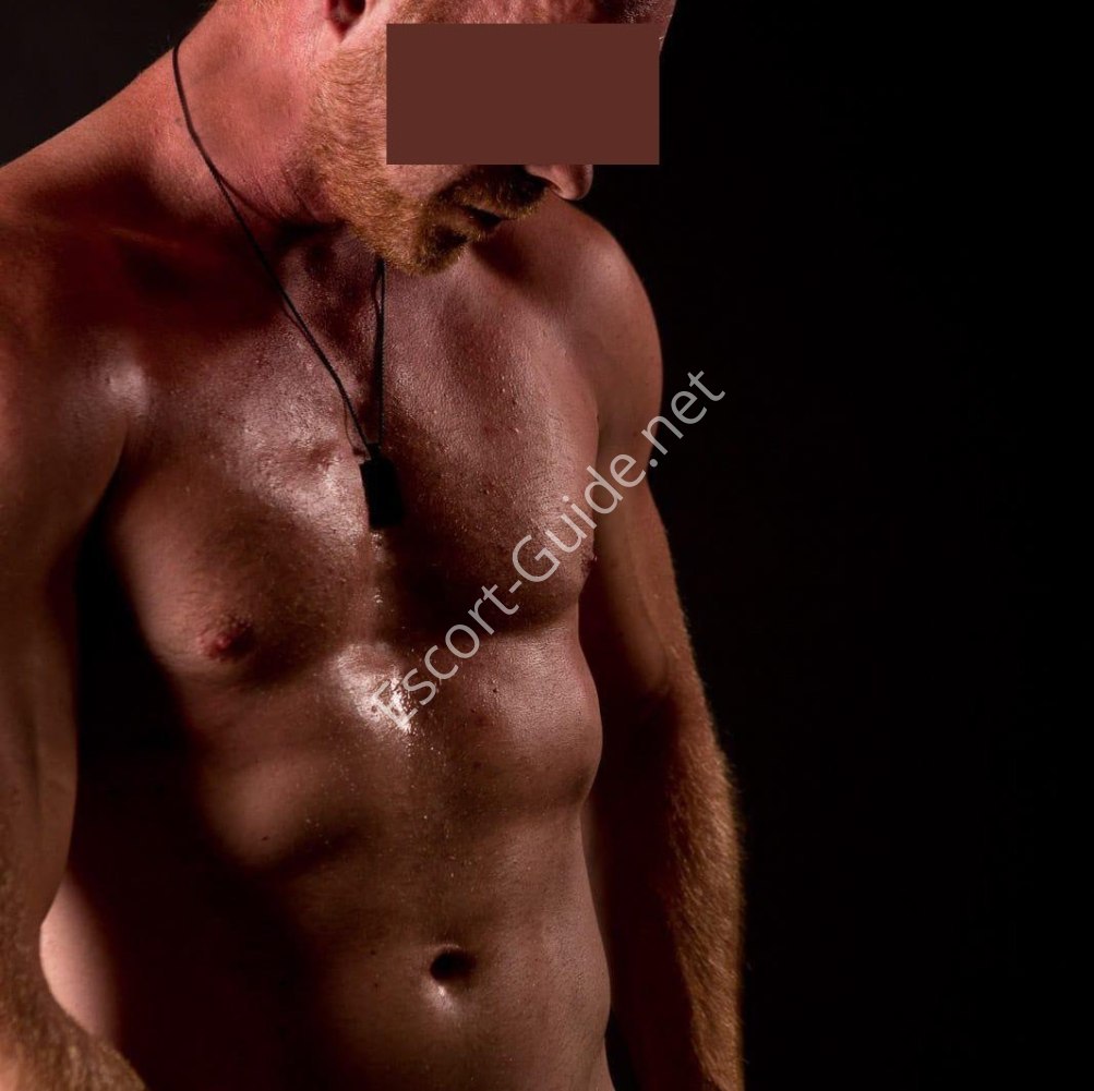 AnickaRobert  TS, Blond