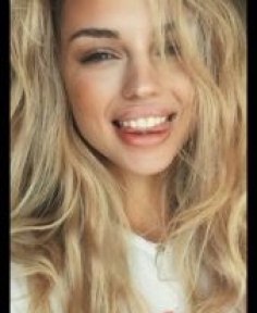 sabrina, Rubia