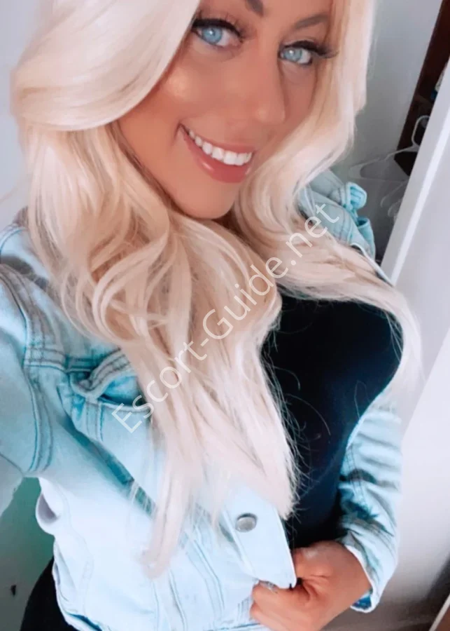 Gianna Giordano, Blond